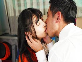 バックも発射もオーライのバスガール　8時間　サンプル画像11